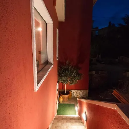 Giacomina Apartment *